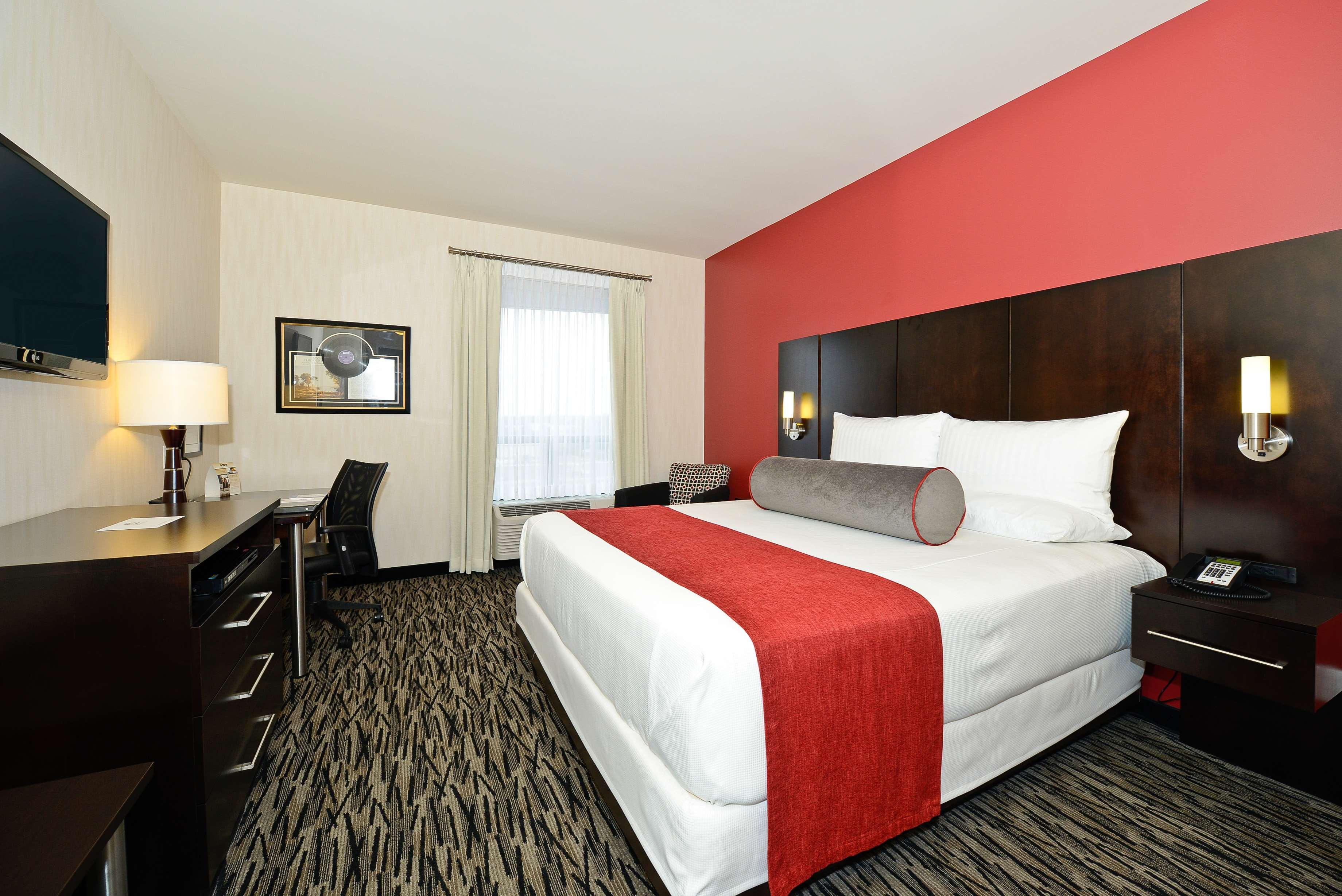 C Hotel By Carmen'S, BW Premier Collection Hamilton Exterior foto