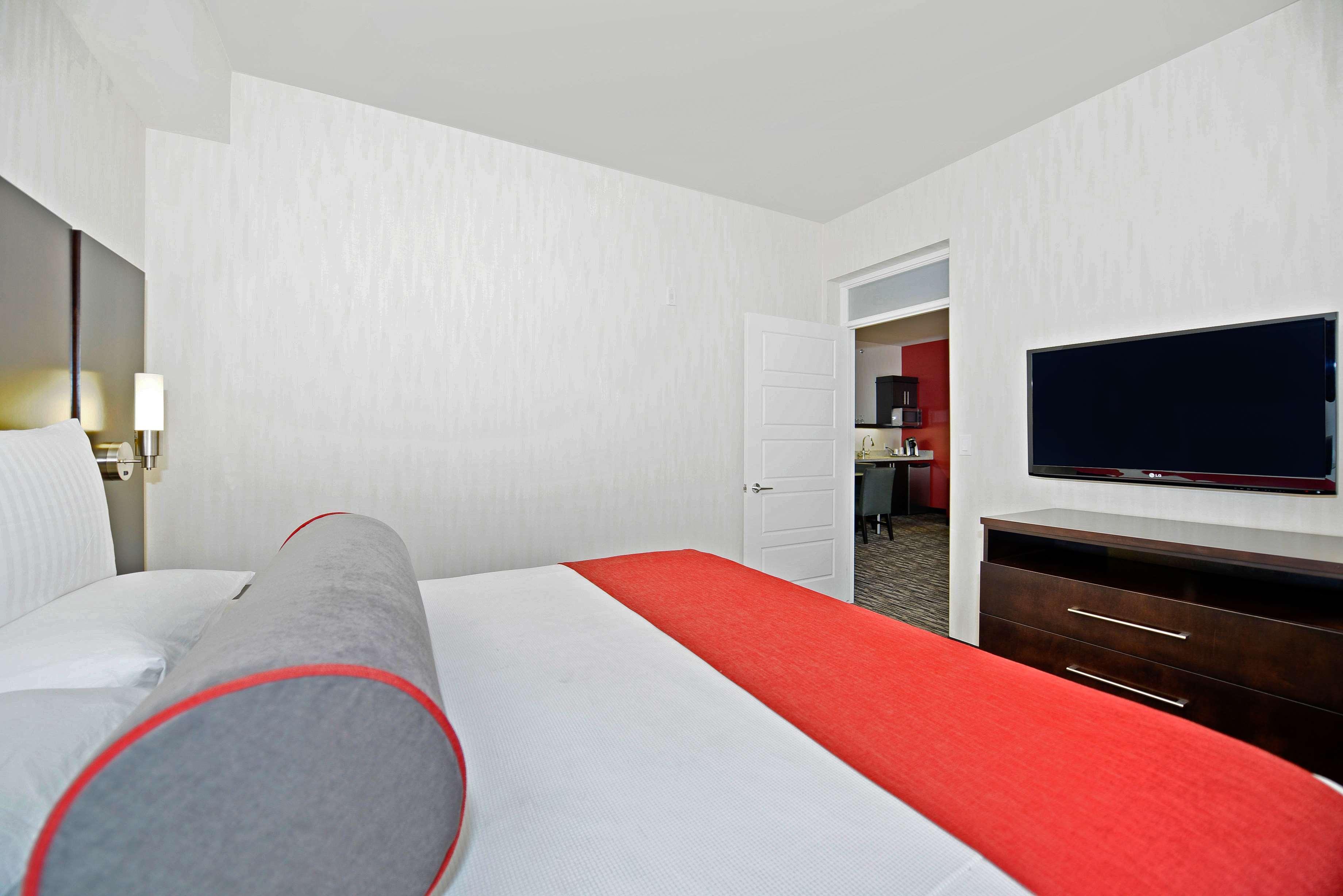 C Hotel By Carmen'S, BW Premier Collection Hamilton Exterior foto